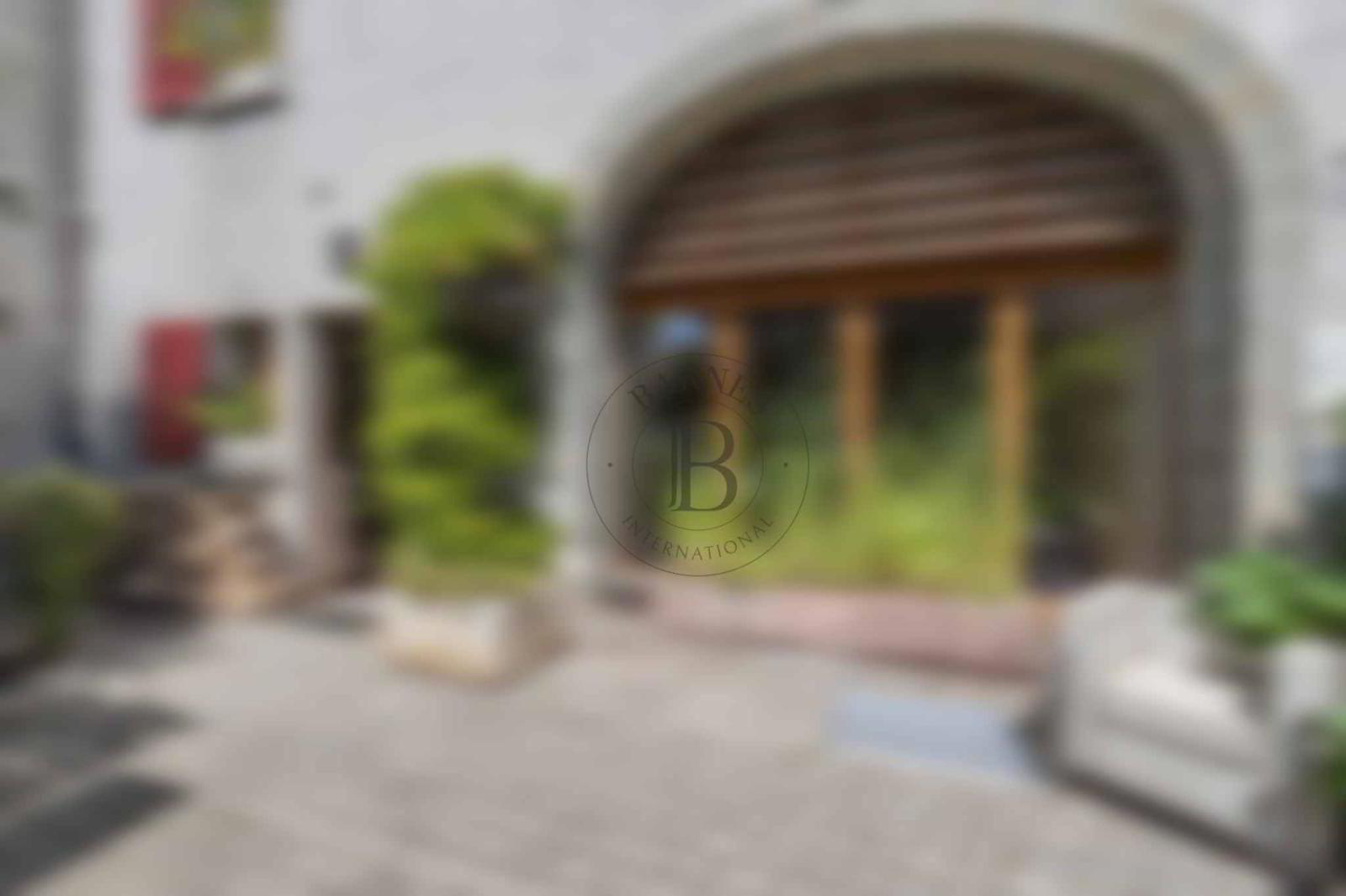 Co-Exclusivité ! Magnifique maison de village