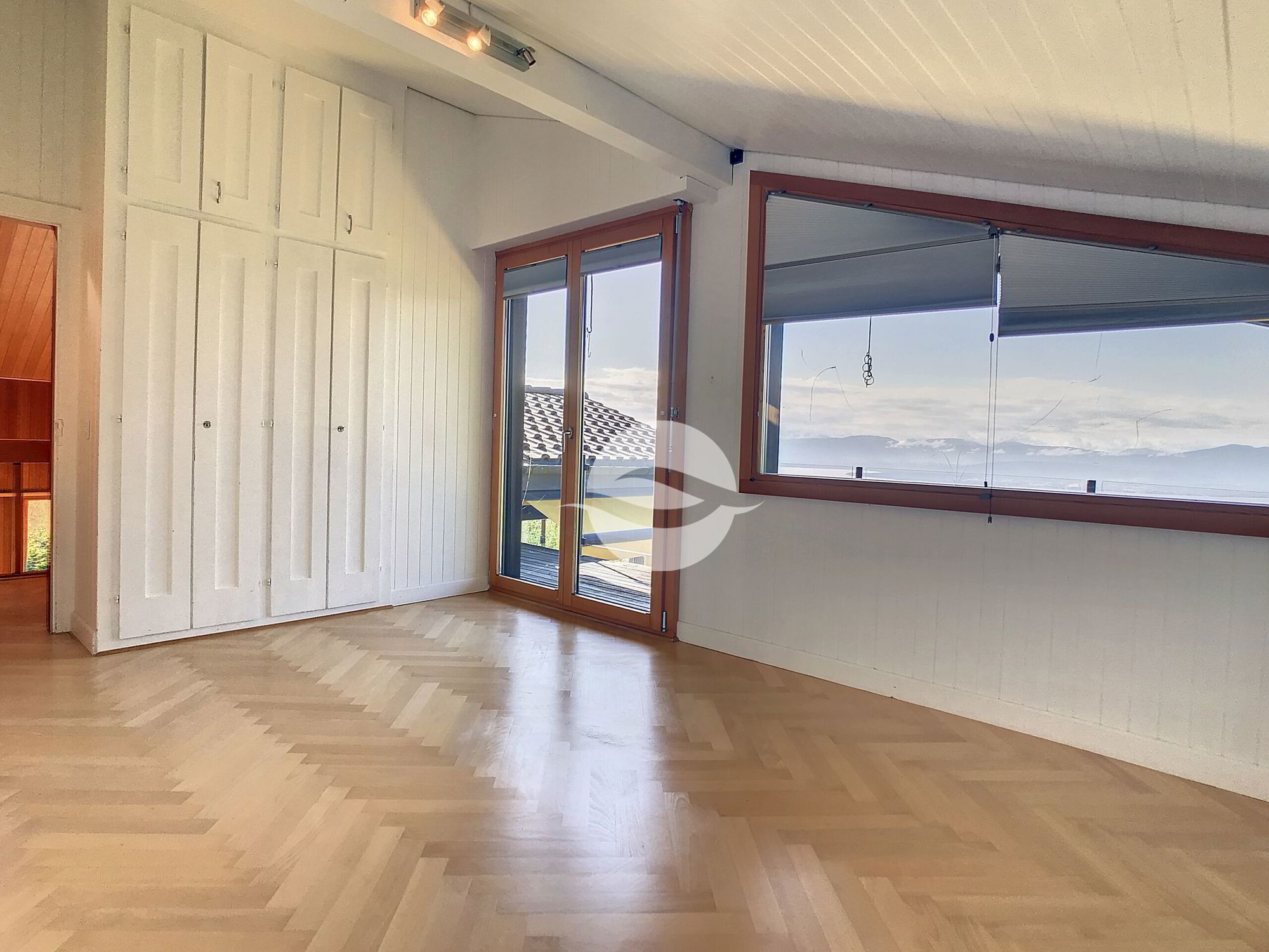 Maison de charme vue Alpes et lac avec studio indépendant