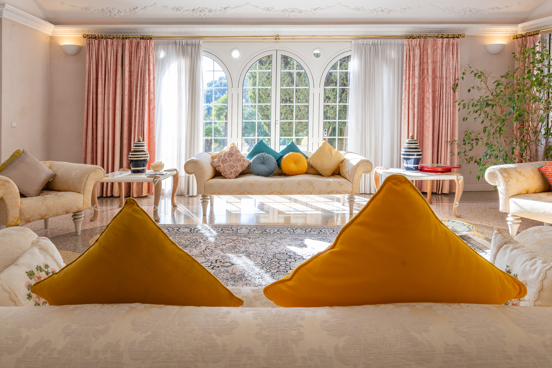 VILLA EXCEPTIONNELLE PROCHE DE MONACO
