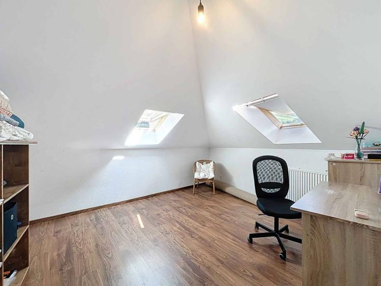 IMMEUBLE DE RENDEMENT AVEC LOCAL COMMERCIAL ET APPARTEMENTS