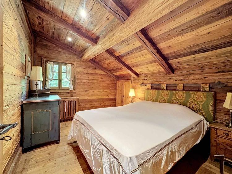 Splendide chalet avec son mazot sur une magnifique parcelle