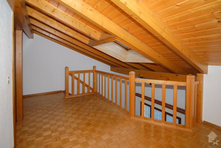 lRLhT_lookmove_236460888_4.jpg