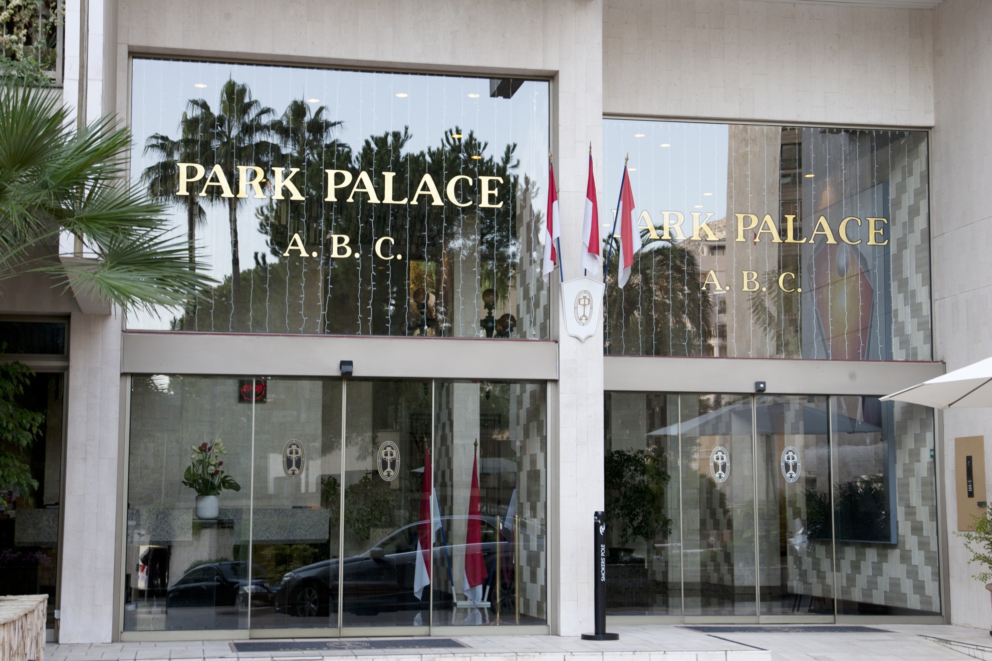 CARRE D’OR - PARK PALACE - STUDIO AVEC TERRASSE