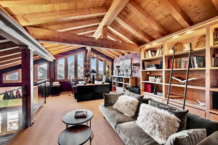 Chalet d’exception avec piscine intérieure et accès Ski-In & Ski-Out
