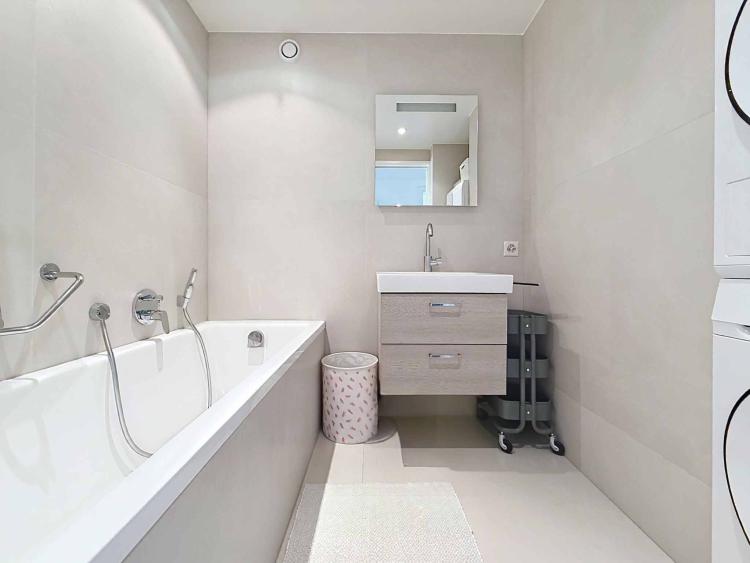EXCLUSIVITE - Spacieux et lumineux appartement de 4,5 pièces + mezzanine