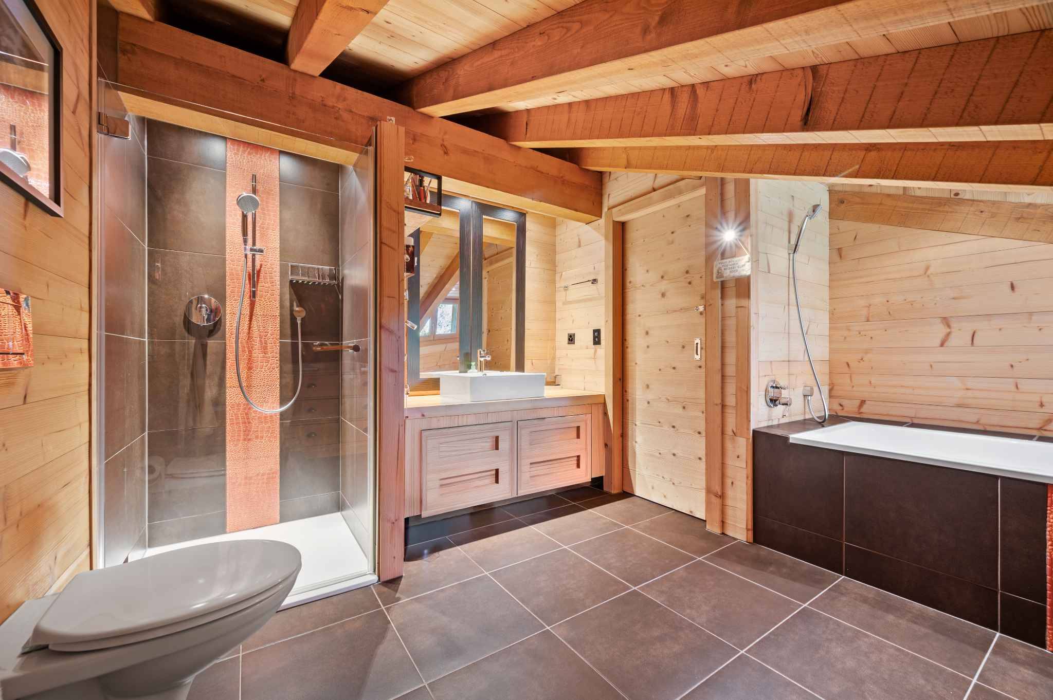 Chalet d’exception avec piscine intérieure et accès Ski-In & Ski-Out