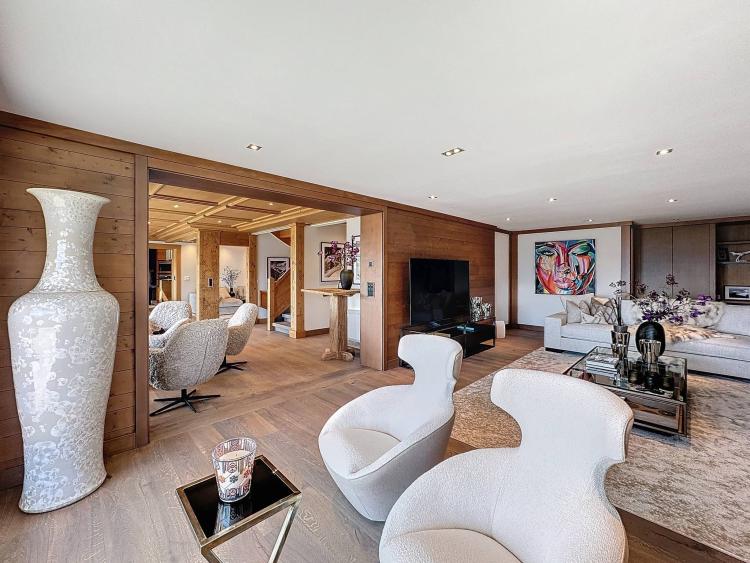 EXCLUSIVITÉ - Magnifique chalet avec vue panoramique SUR LA
PLAINE DU RHÔNE ET LES ALPES