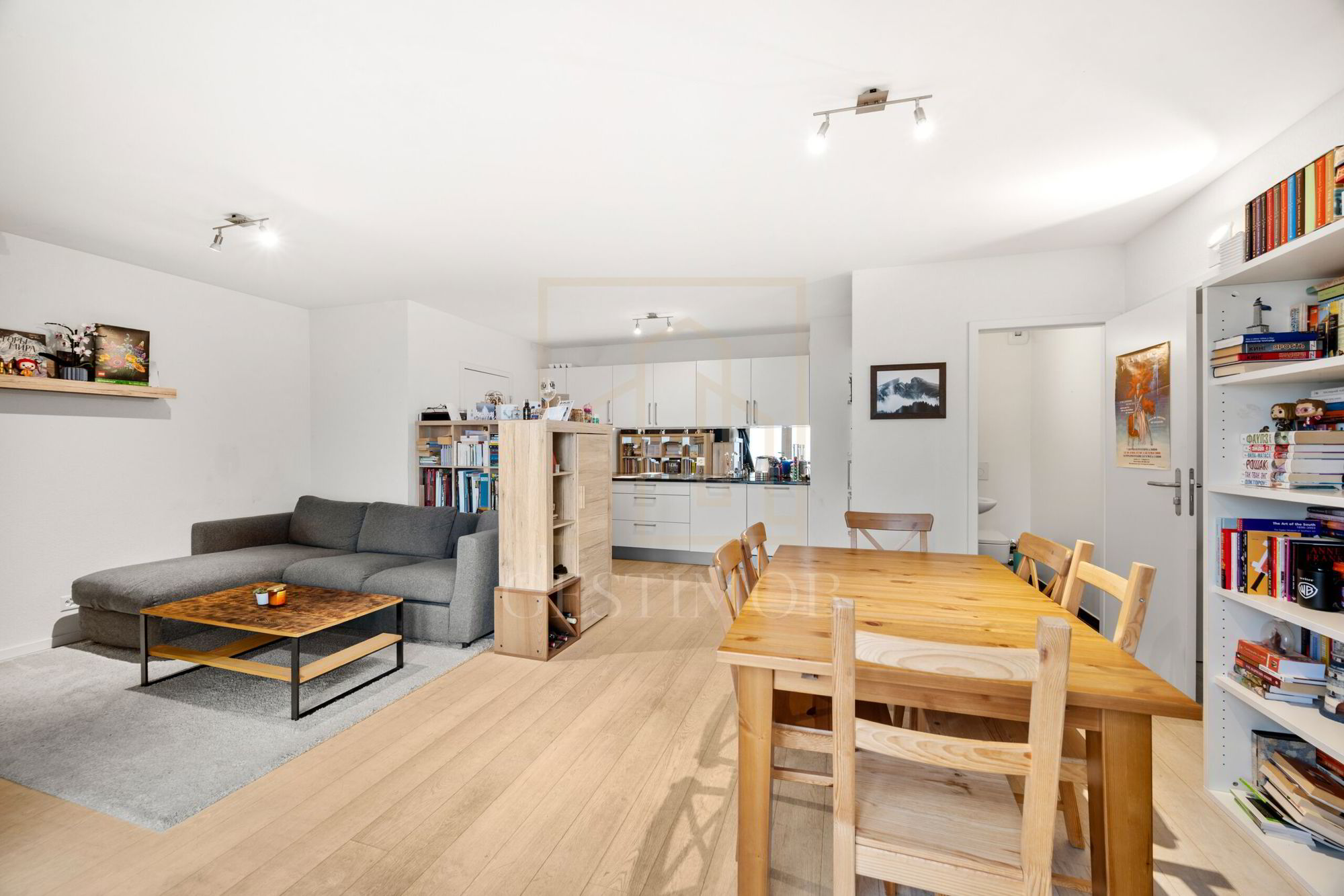 CASATAX - 3 PIECES FONCTIONNEL AVEC GRANDE TERRASSE - HPE
