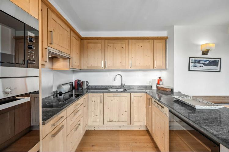 Le Granit : Appartement Rénové De 4 Chambres Au Domaine De La Résidence