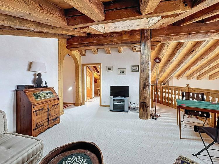 MAGNIFIQUE DUPLEX/ATTIQUE DE 6.5 PIÈCES AU CENTRE AVEC TRÈS BELLE VUE