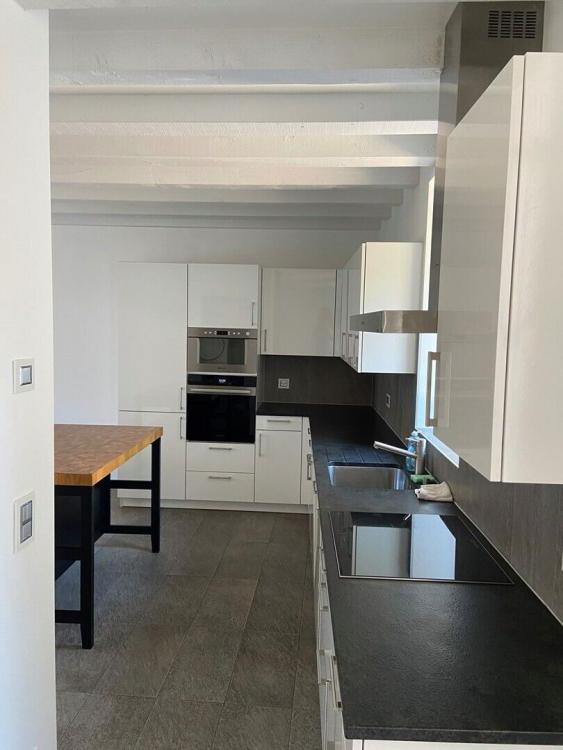 Appartement de 7 pièces avec terrasse en deck et 2 places de parking à Vésenaz