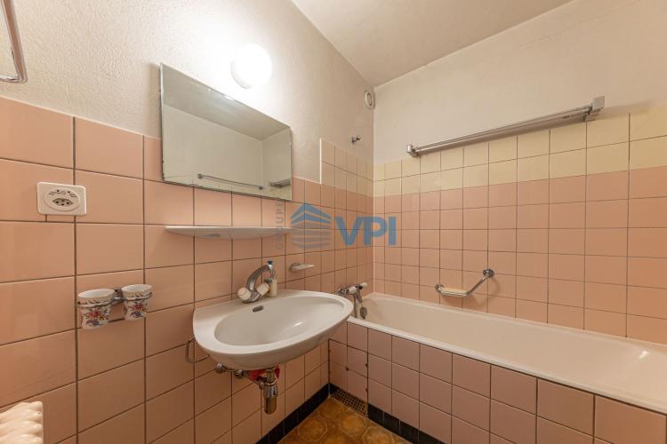 BEL APPARTEMENT DE 4 PIÈCES AVEC LOGGIAS ET VUE SUR LE SALÈVE