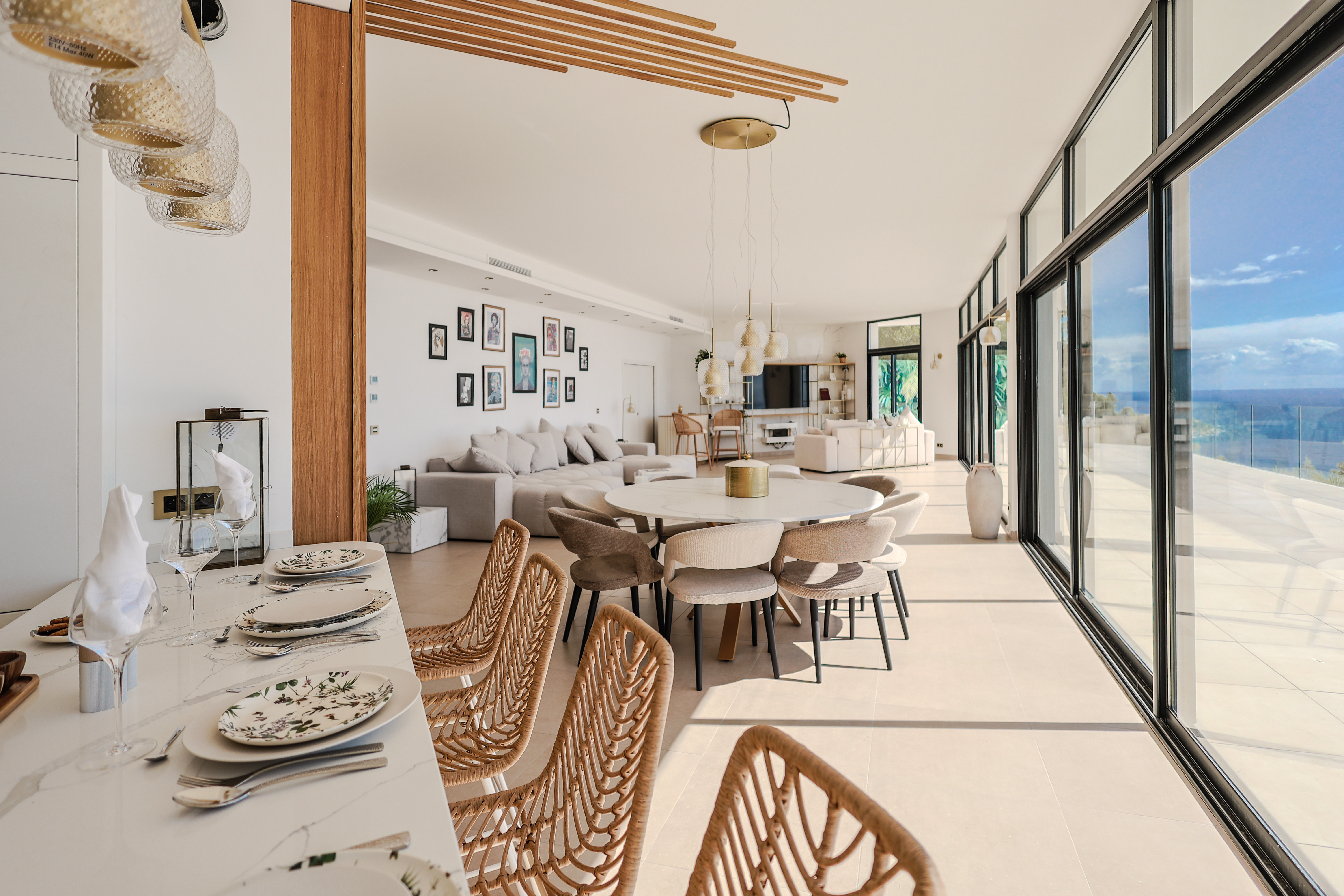 ROQUEBRUNE CAP MARTIN | +5 CHAMBRES | VILLA NEUVE EXCLUSIVE