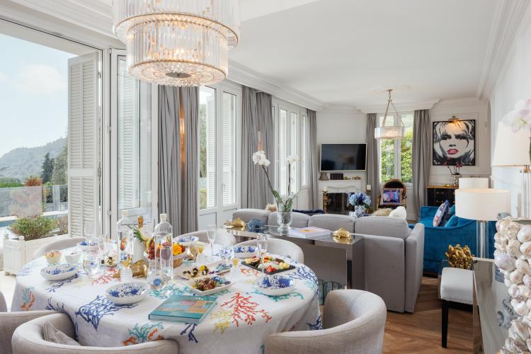 Villa de luxe avec vue sur la mer à louer à Èze | Vue panoramique et piscine