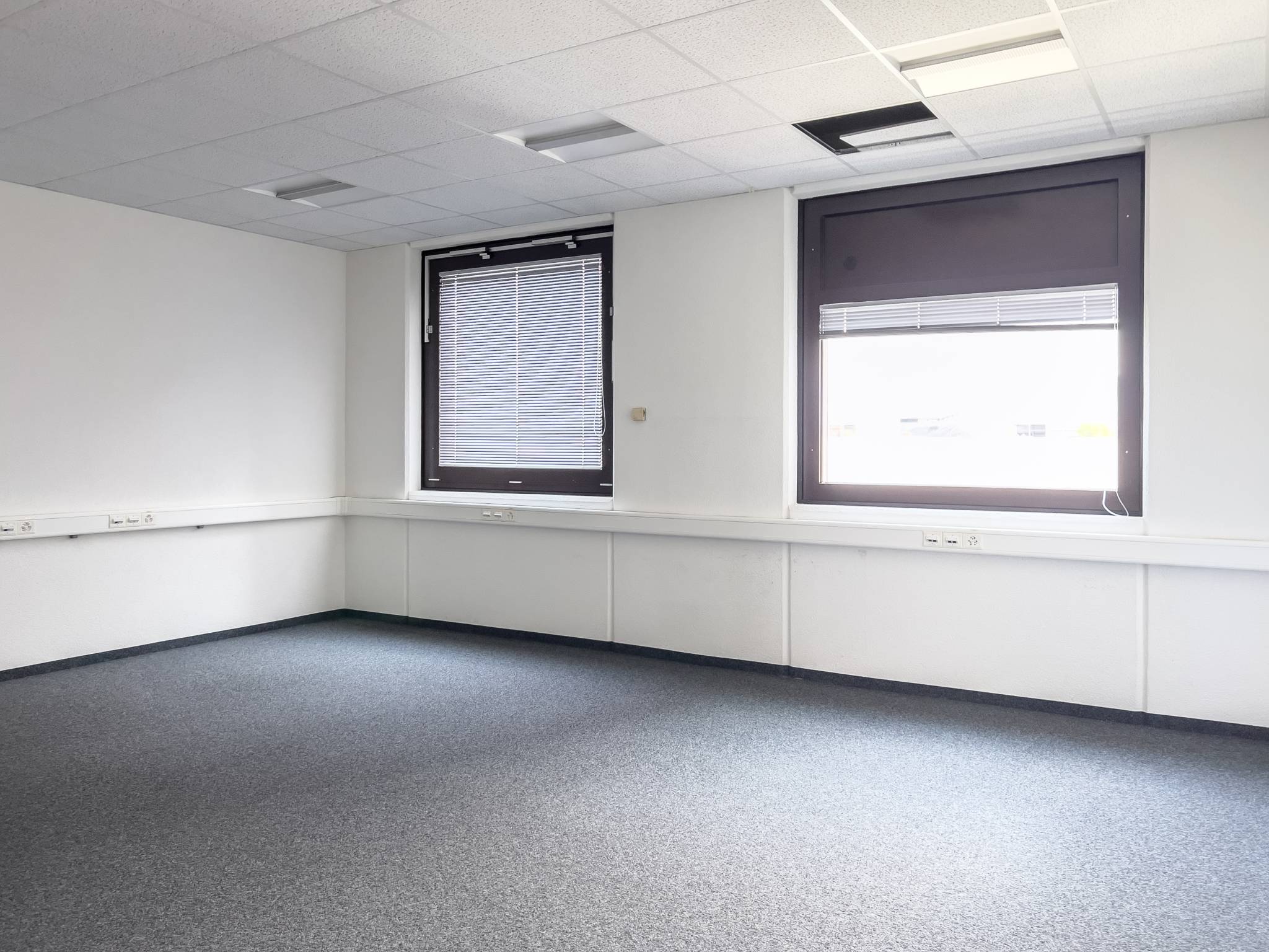 Bureaux, locaux administratifs de 373 m2 à louer à Satigny