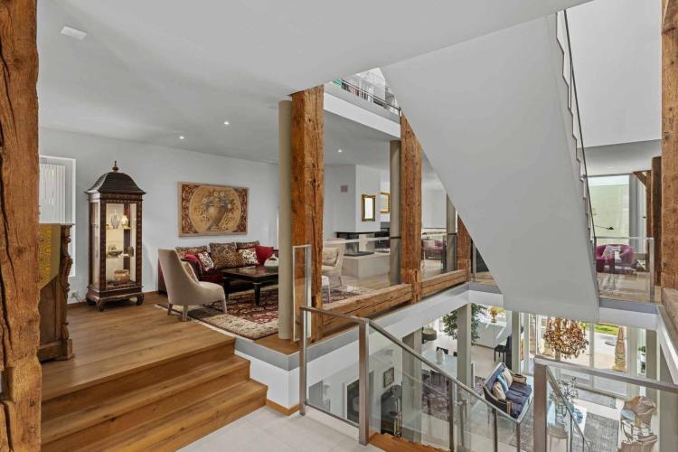 Propriété au confort contemporain – 4 suites, luxe et histoire