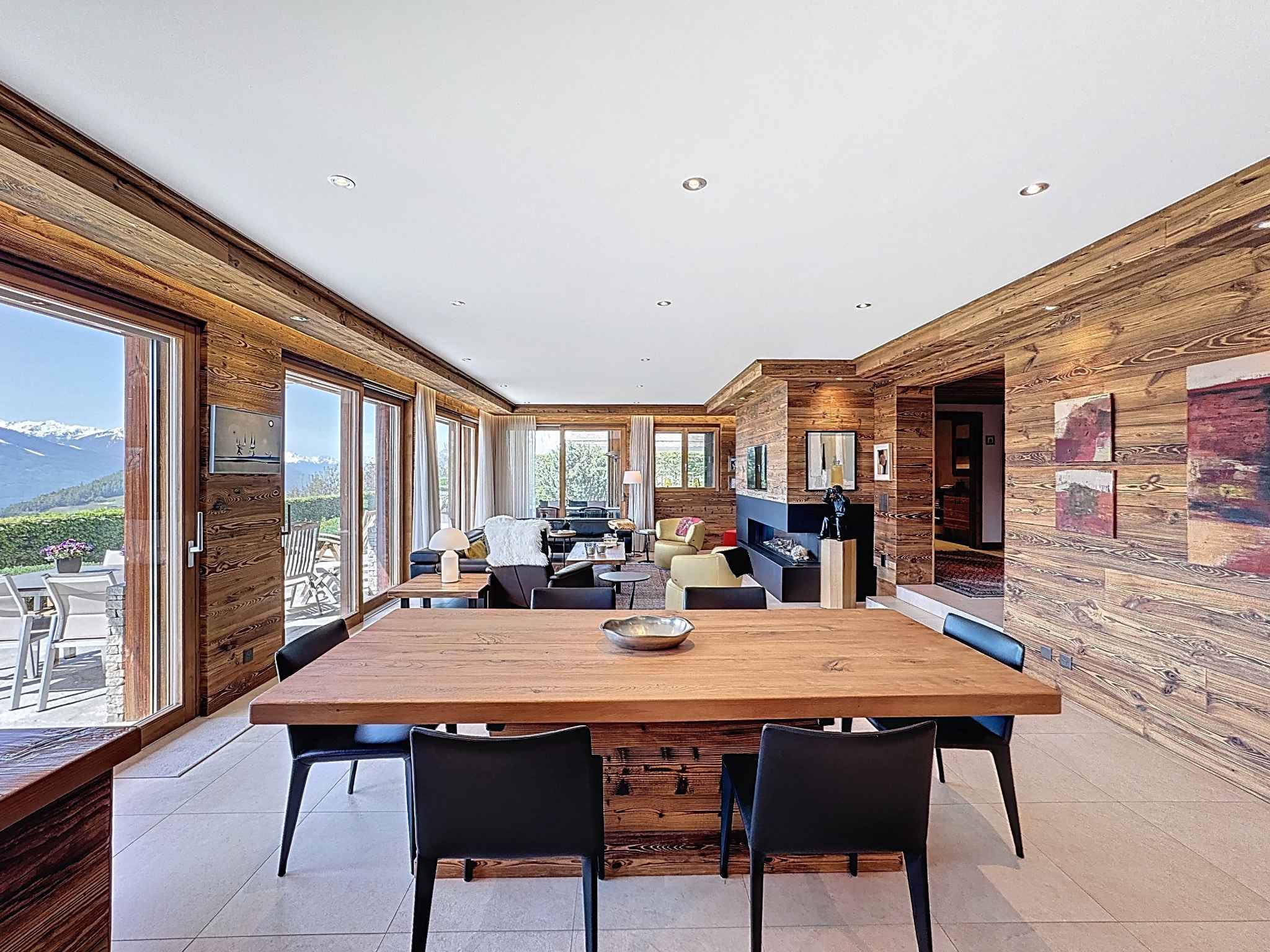 Magnifique chalet en vieux bois avec vue panoramique