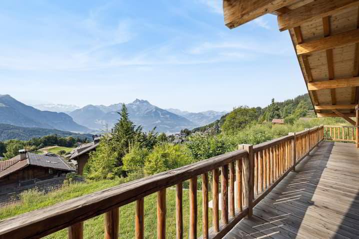 Elegantes Familienchalet mit Panoramablick & Terrassengarten