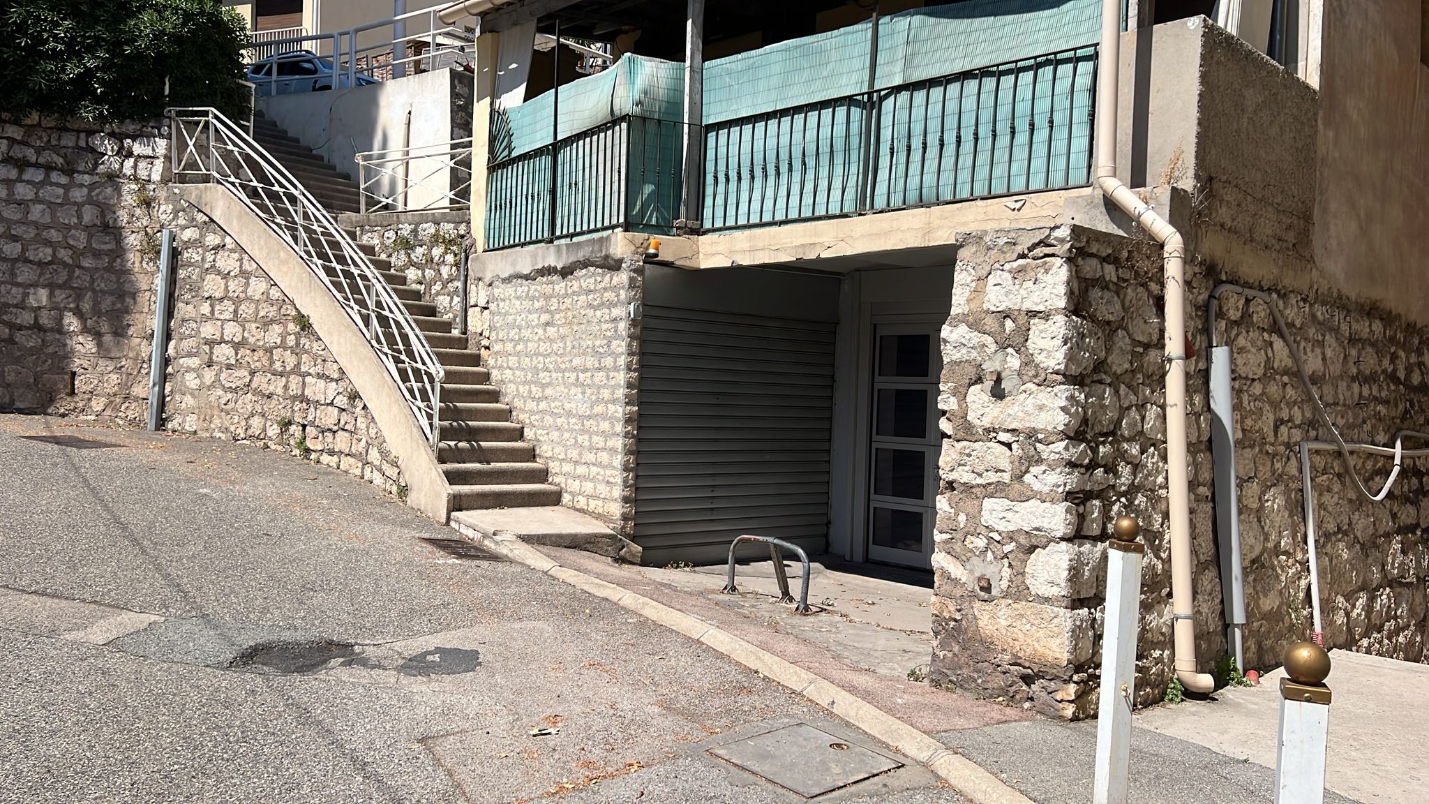Cave | Beausoleil