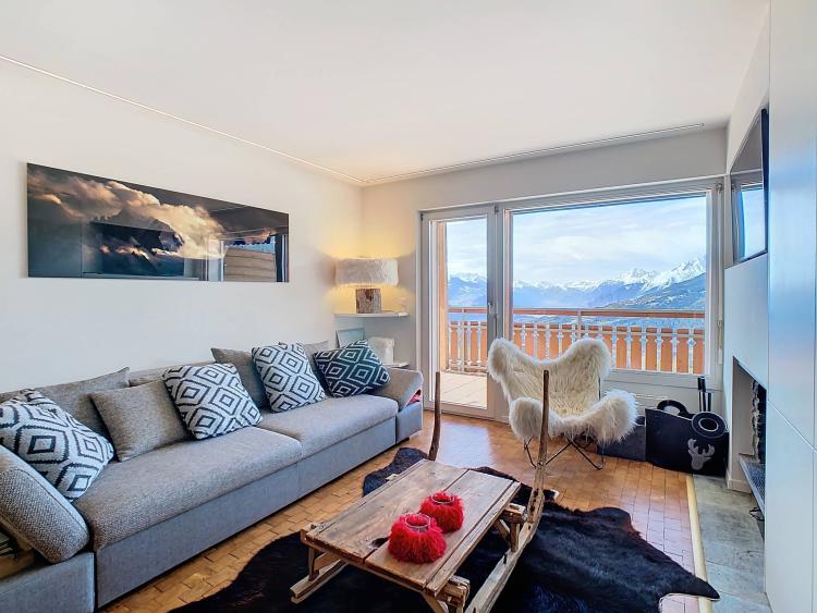 EXCLUSIVITE - Appartement cosy avec vue panoramique exceptionnelle
