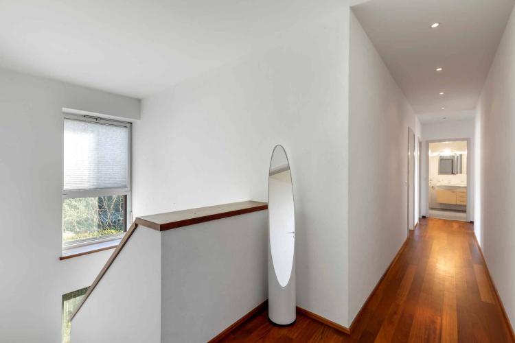 Magnifique villa contiguë située dans un quartier résidentiel calme et sécurisé !