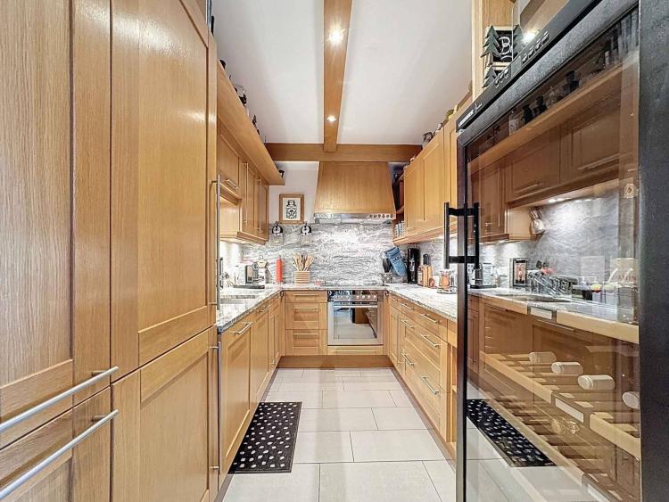 EXCLUSIVITE - Bel appartement de 4.5 pièces avec vue
