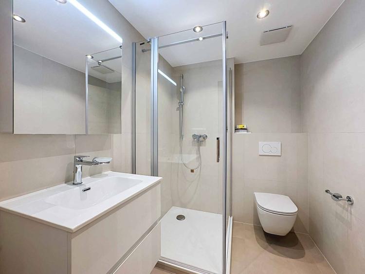 RARE - Au coeur de la station, appartement neuf de 4.5 pièces avec vue