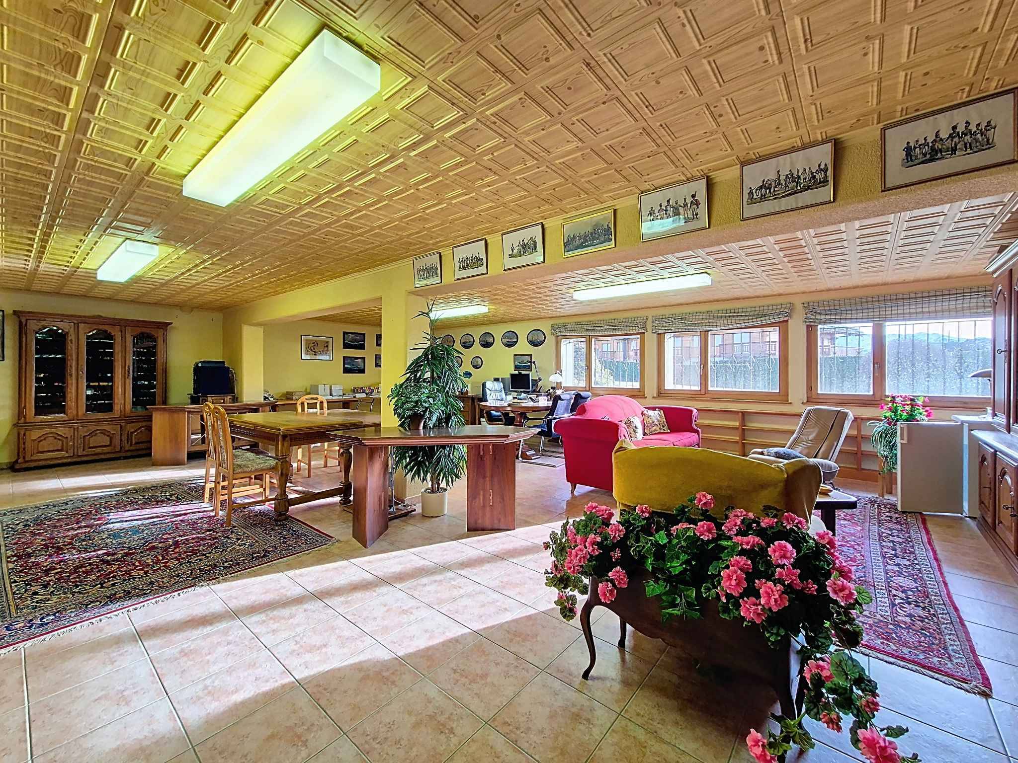 Domaine avec 2 chalets individuels reliés par les sous-sols