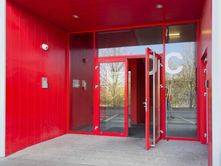 Magnifique dépôt Logistique de 2'157m² avec Quais de Déchargement