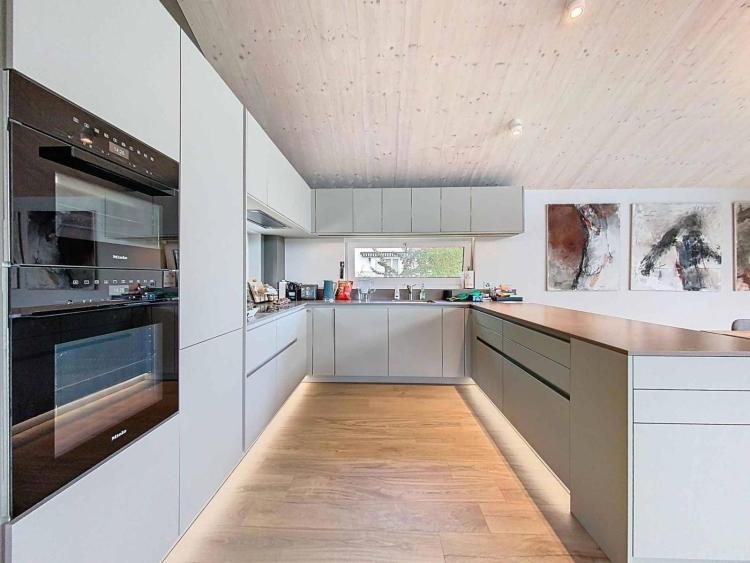 Magnifique Villa contemporaine neuve avec vue panoramique sur le lac et les Alpes