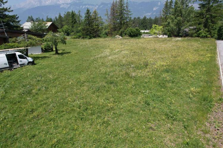 Magnifique terrain constructible dans quartier recherché