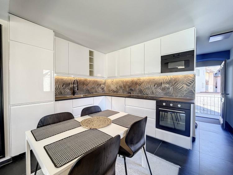 Maison de 2 appartements, située au coeur du village de Saint-Gingolph