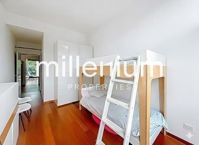Loft meublé avec jardin et terrasse sur le toit