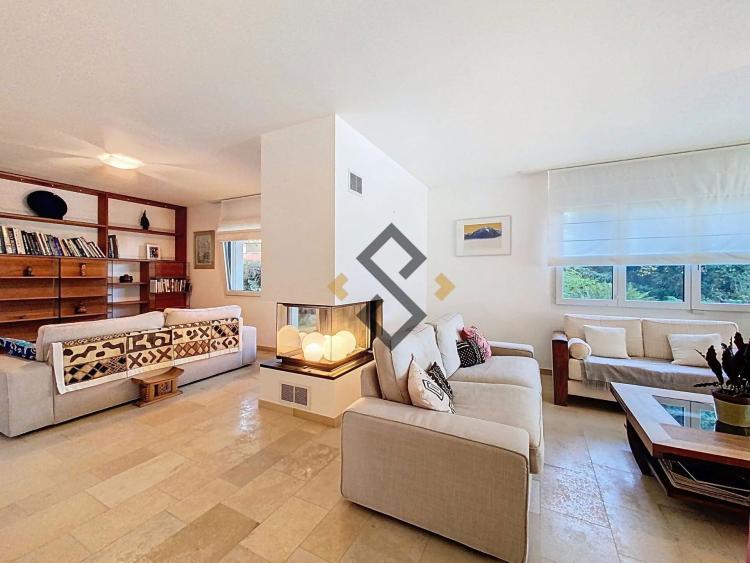 Opportunité Rare - duplex 6.5 pces "les pieds dans l'eau"