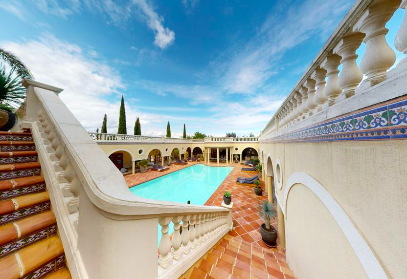 VILLA AMBER