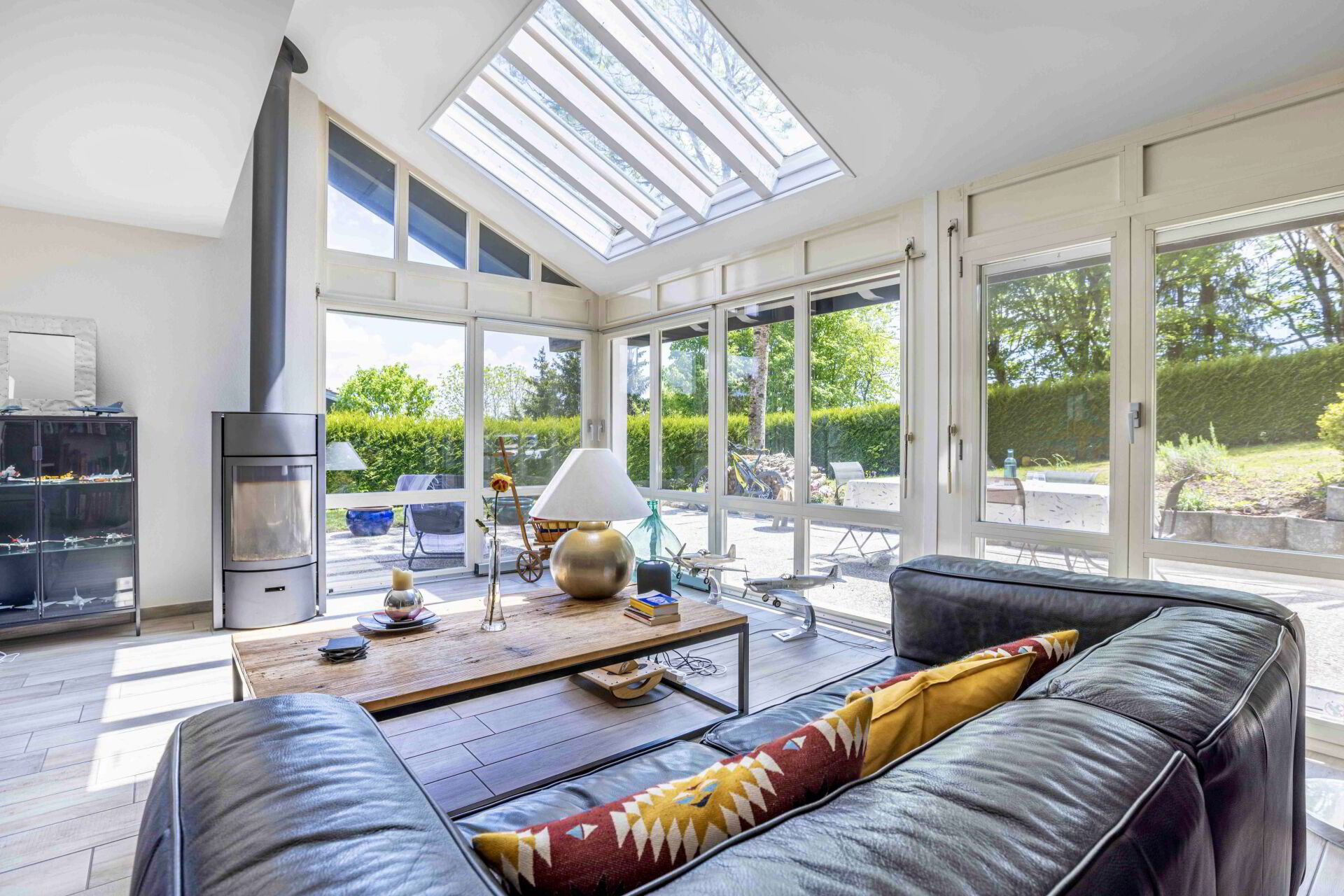 Magnifique villa individuelle de 4 pièces 1/2 avec studio indépendant sur très belle parcelle de 1'240 m2