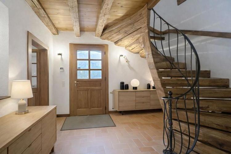 Maison de charme avec jardin arboré à Collex