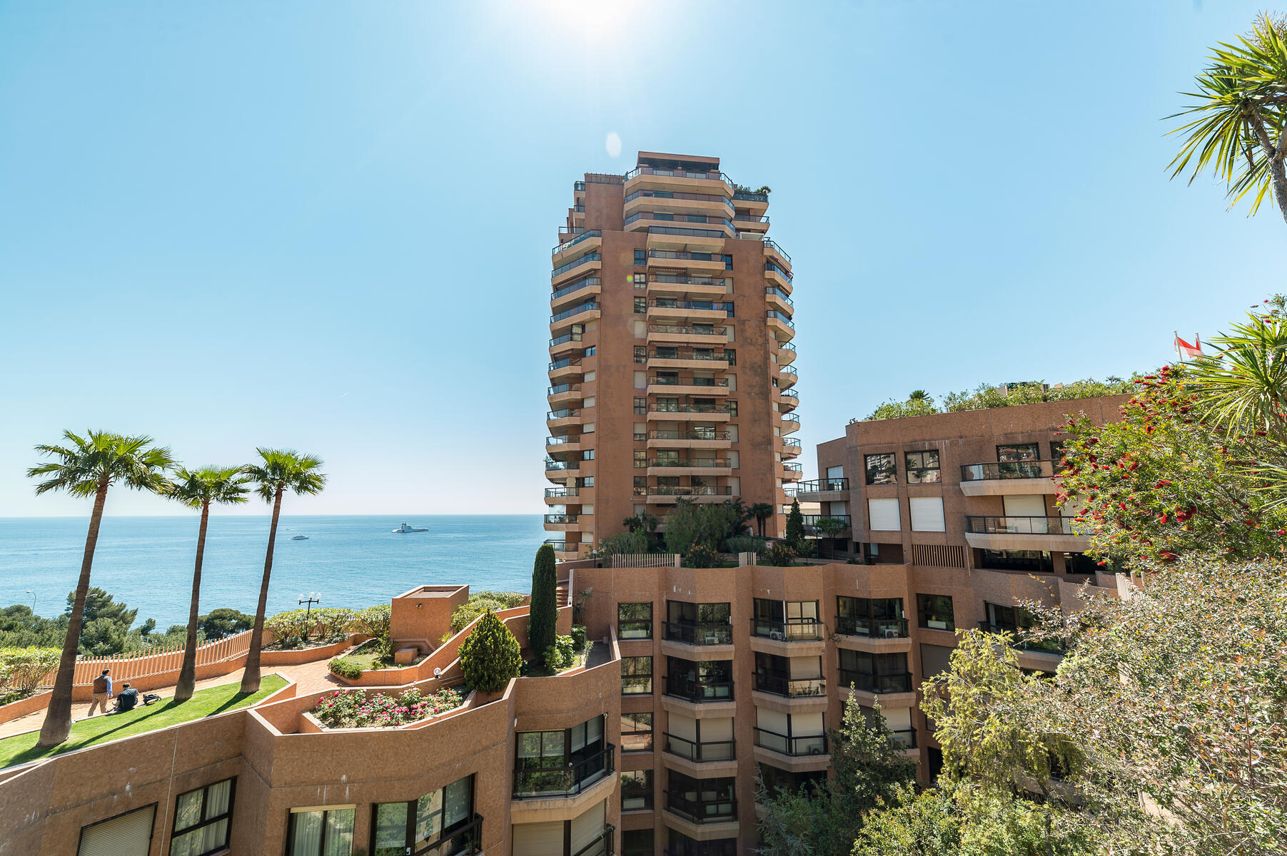 Monte Carlo Sun : Bureau avec Accès Piscine & Concierge