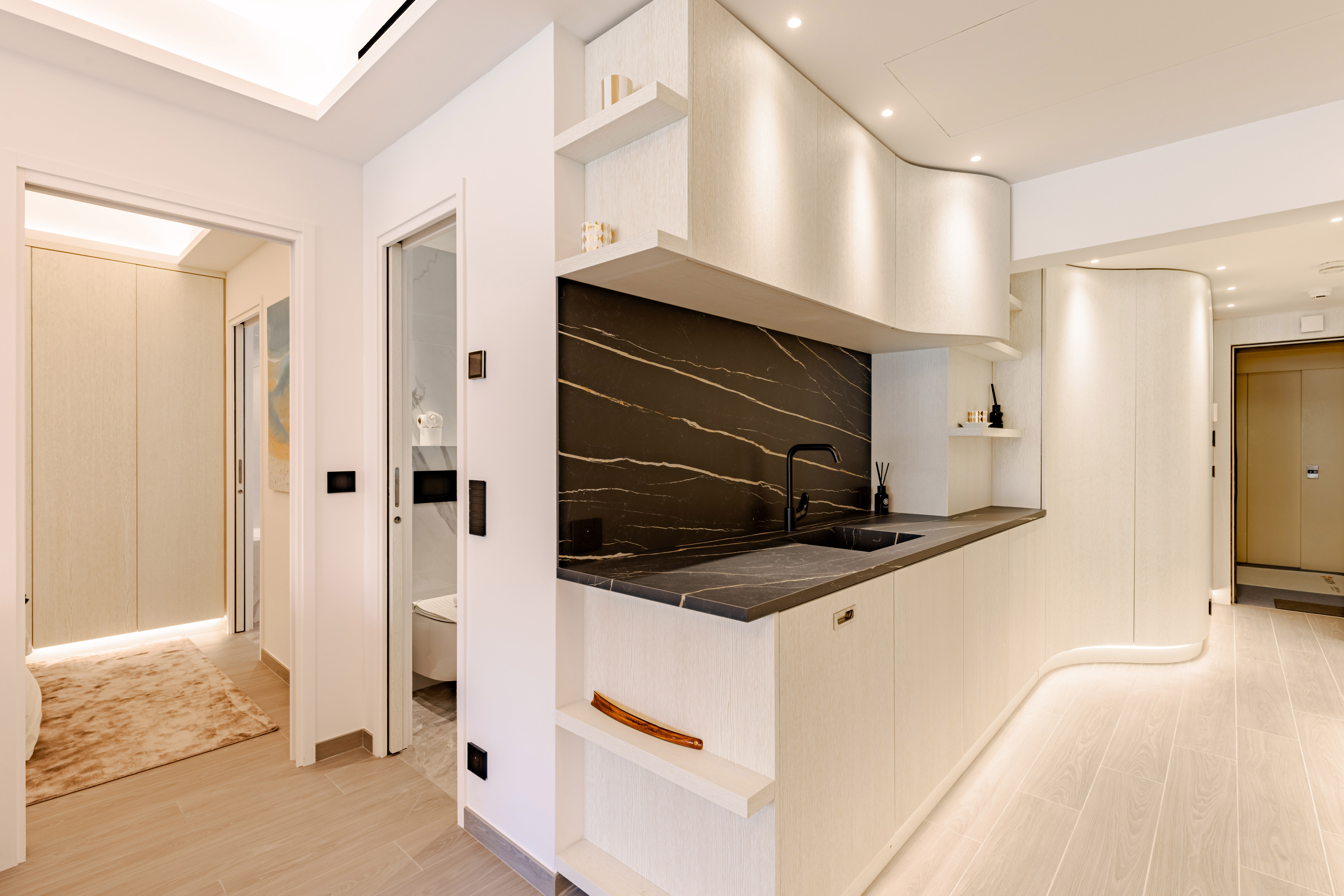 SOMPTUEUX 2 PIÈCES RENOVE & DÉCORÉ AVEC ÉLÉGANCE