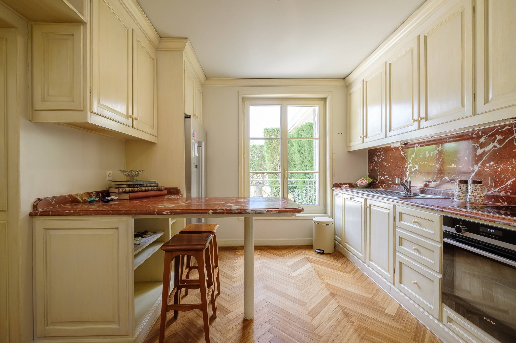 Magnifique appartement de 7 pièces avec terrasse dans une résidence de haut standing