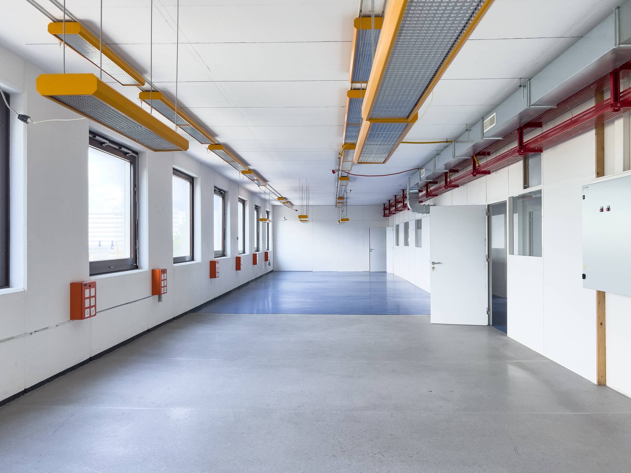 Laboratoire, production, atelier de 420 m2 à louer à Satigny