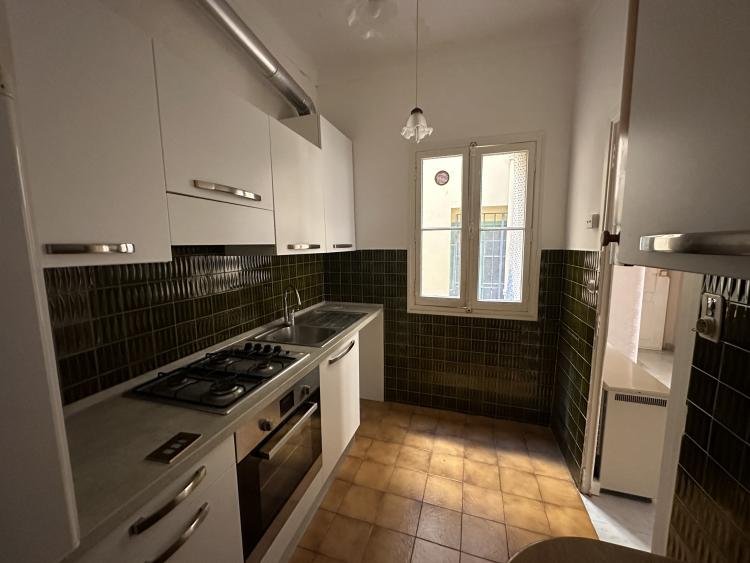 Appartement à rénover au cœur de la Condamine