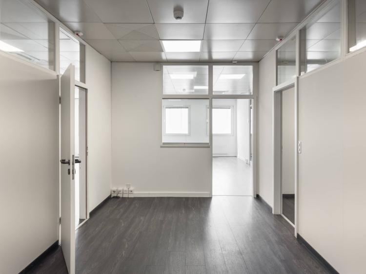 Surface de bureaux/ateliers de 337m2 à Satigny
