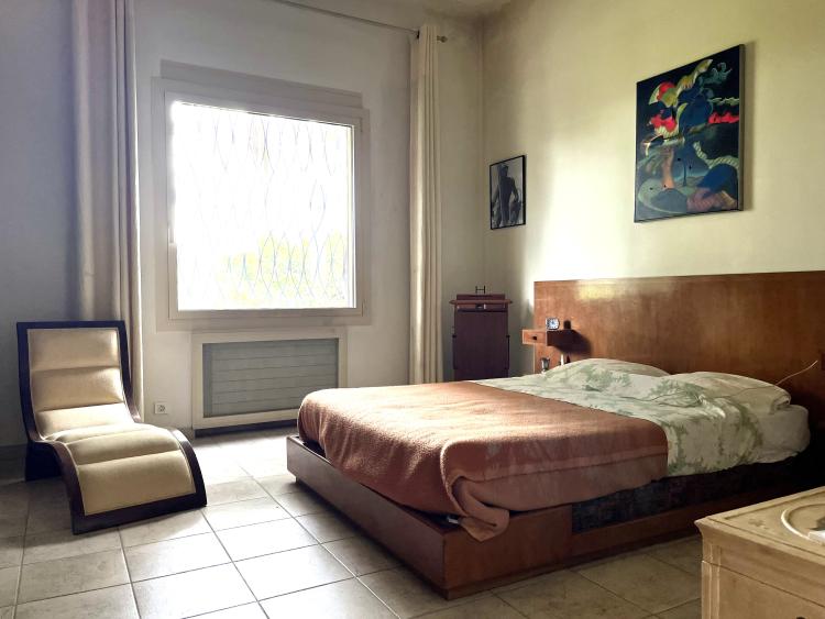 CAP D'ANTIBES - PREMIERE LIGNE - BAISSE DE PRIX - VILLA DANS DOMAINE SECURISÉ DU CAP
