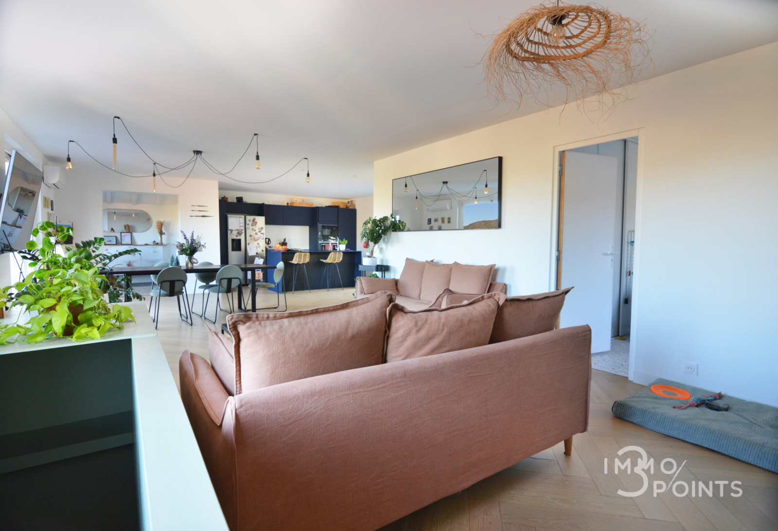 Villa familiale avec piscine – Secteur prisé