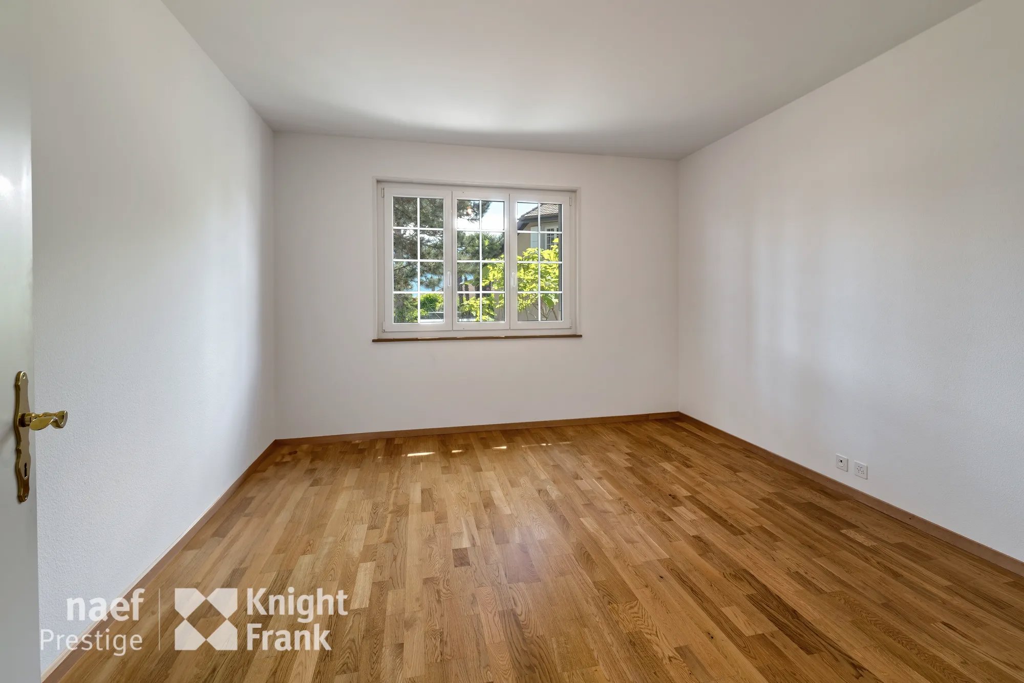 Maison Individuelle De 7,5 Pièces à Vendre à La Tour De Peilz