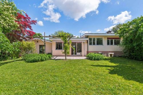 En exclusivité – Charmante villa familiale de plain-pied au calme absolu