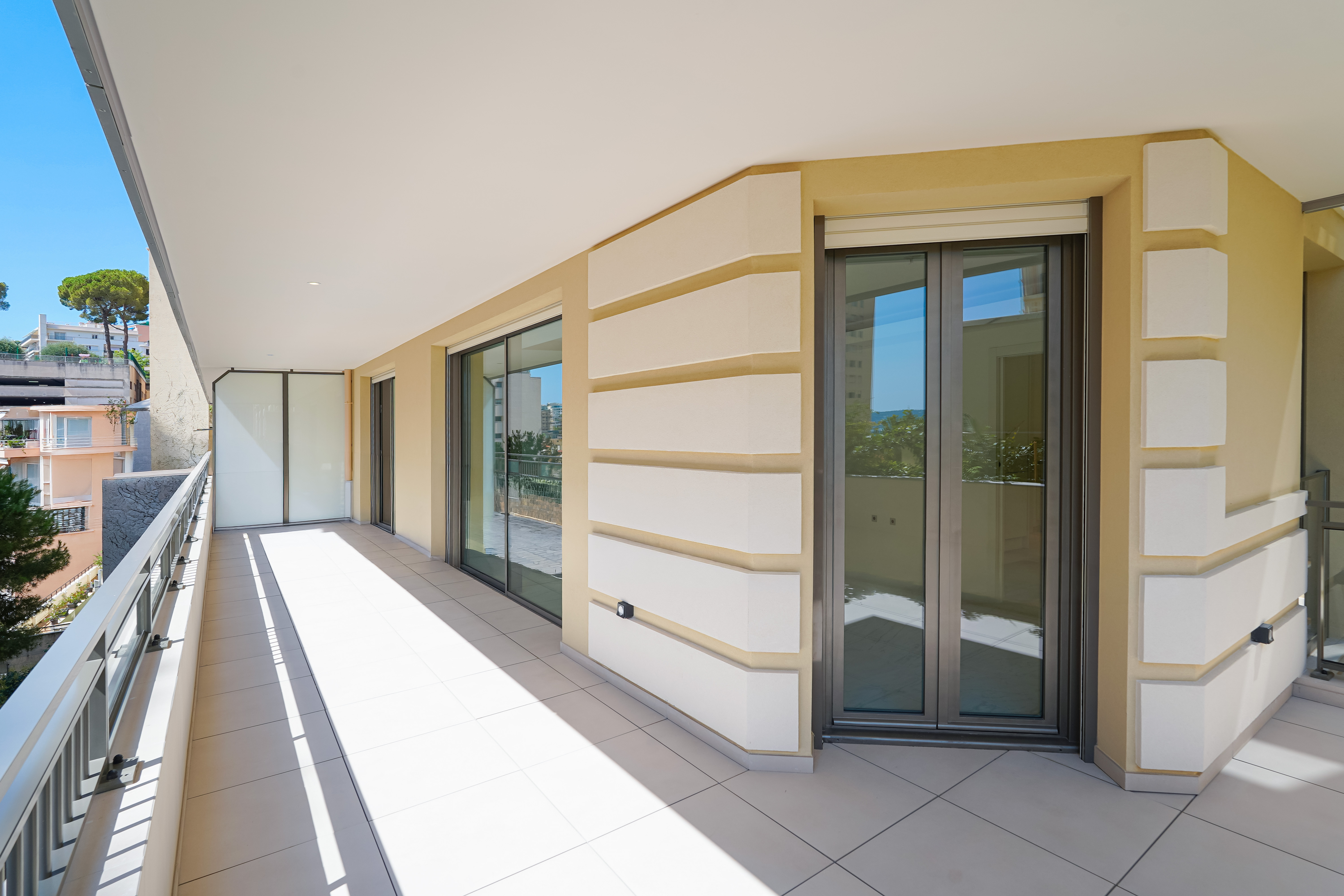NOUVEAU - VILLA ARIANE - APPARTEMENT AVEC ASCENSEUR PRIVATIF