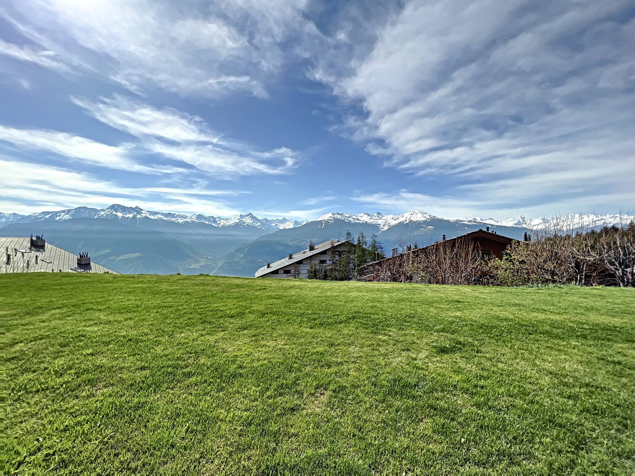 Très bel appartement en rez-de-jardin avec magnifique vue