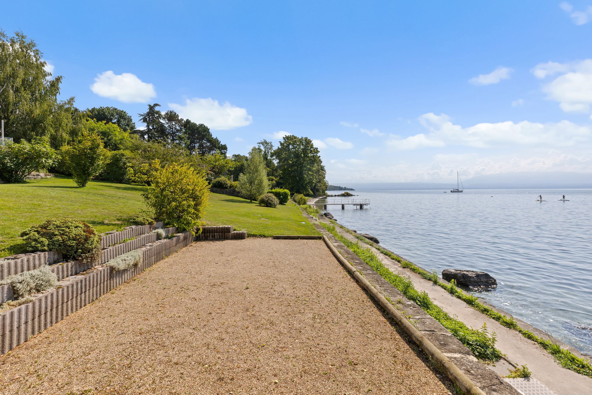 Villa Idéalement Située Au Bord Du Lac